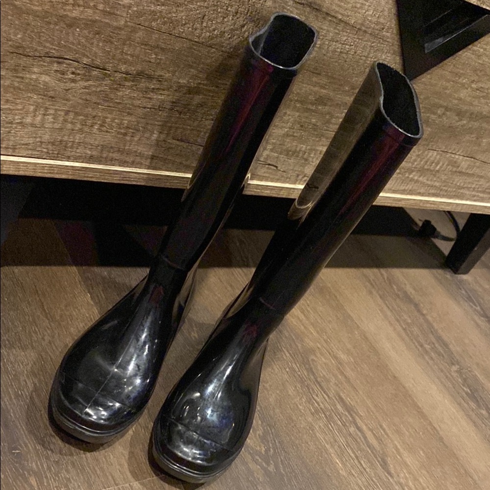 ‼️RAIN BOOTS‼️
